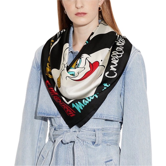 DISNEY X COACH Villains Print Silk Square Scarf, in Black/Multi Style CD141 BNWT - Picture 4 of 10